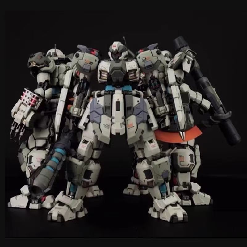 Moshow Illustrious Class Tyrant Squad Metal Figure