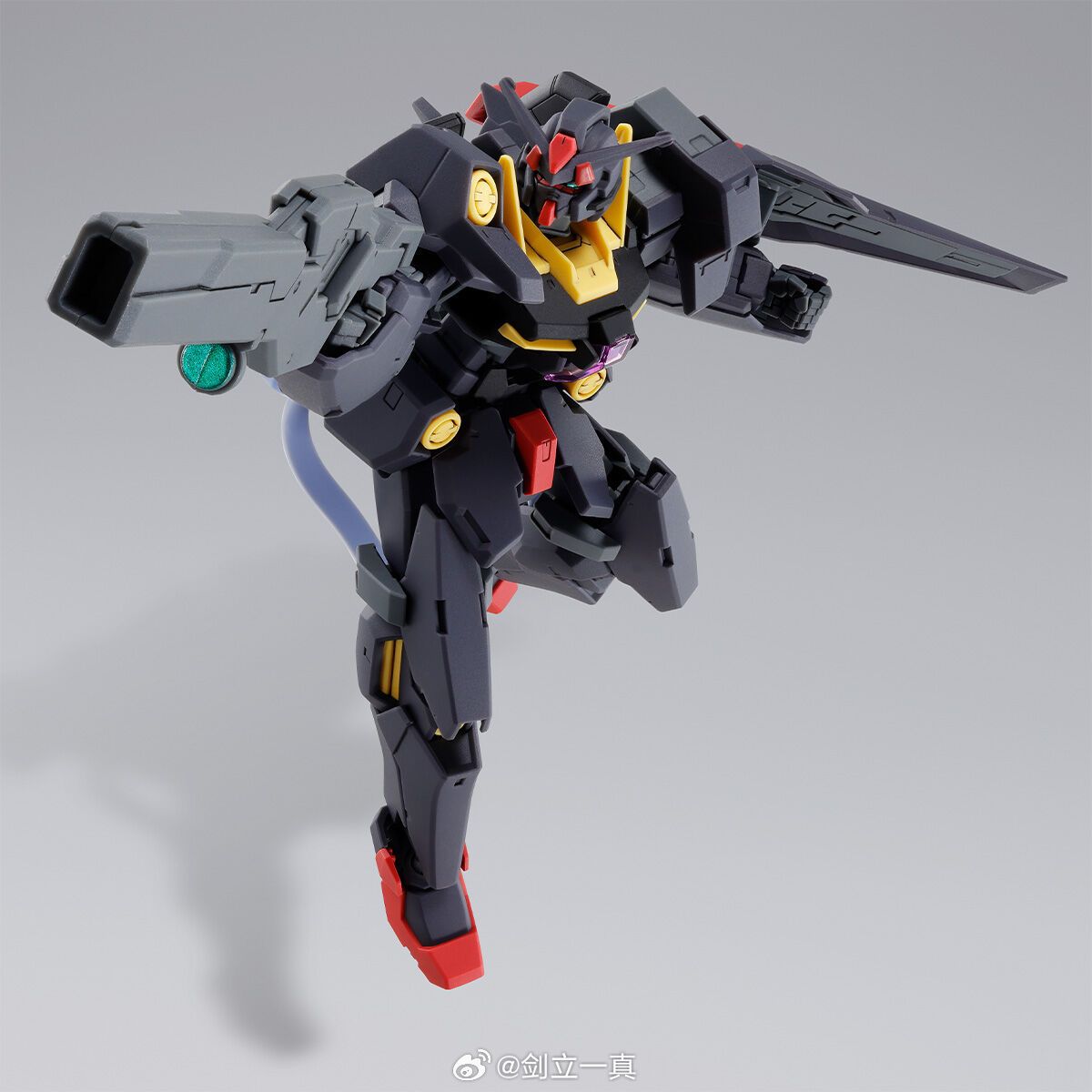 Premium Bandai HG 1/144 Gundam Plutone Black