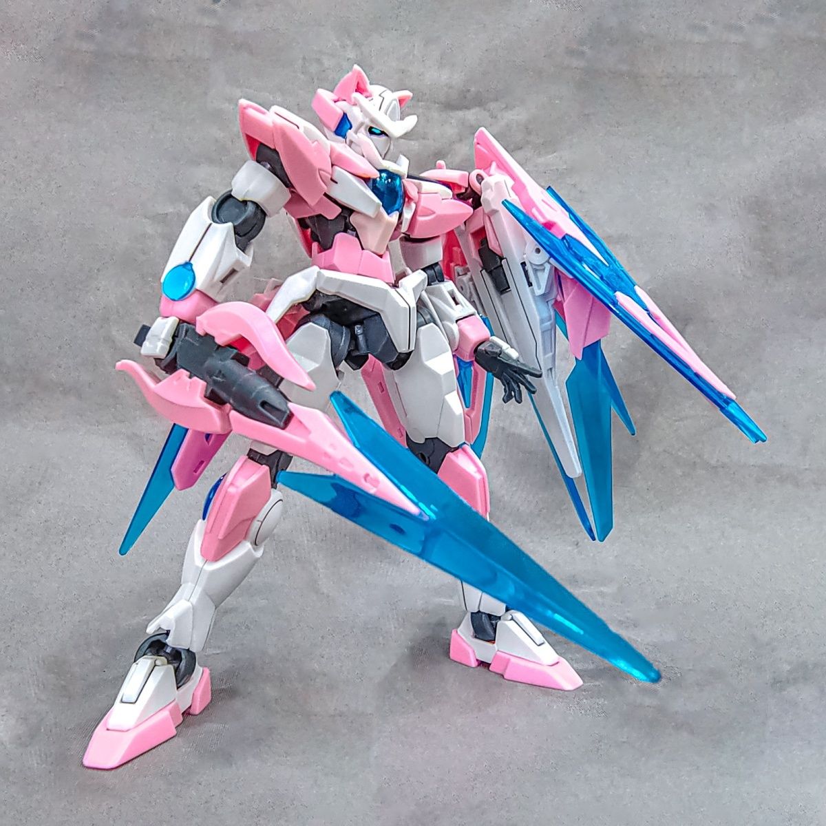 GM HG 1/144 Gundam 00 Shia Qan[T] Pink Cat
