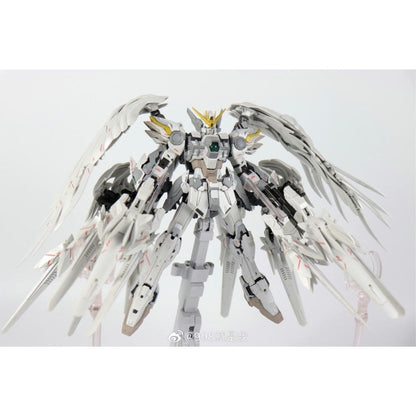 Daban 8827 MG 1/100 Wing Zero Snow White Prelude