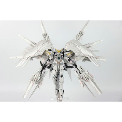 Daban 8827 MG 1/100 Wing Zero Snow White Prelude