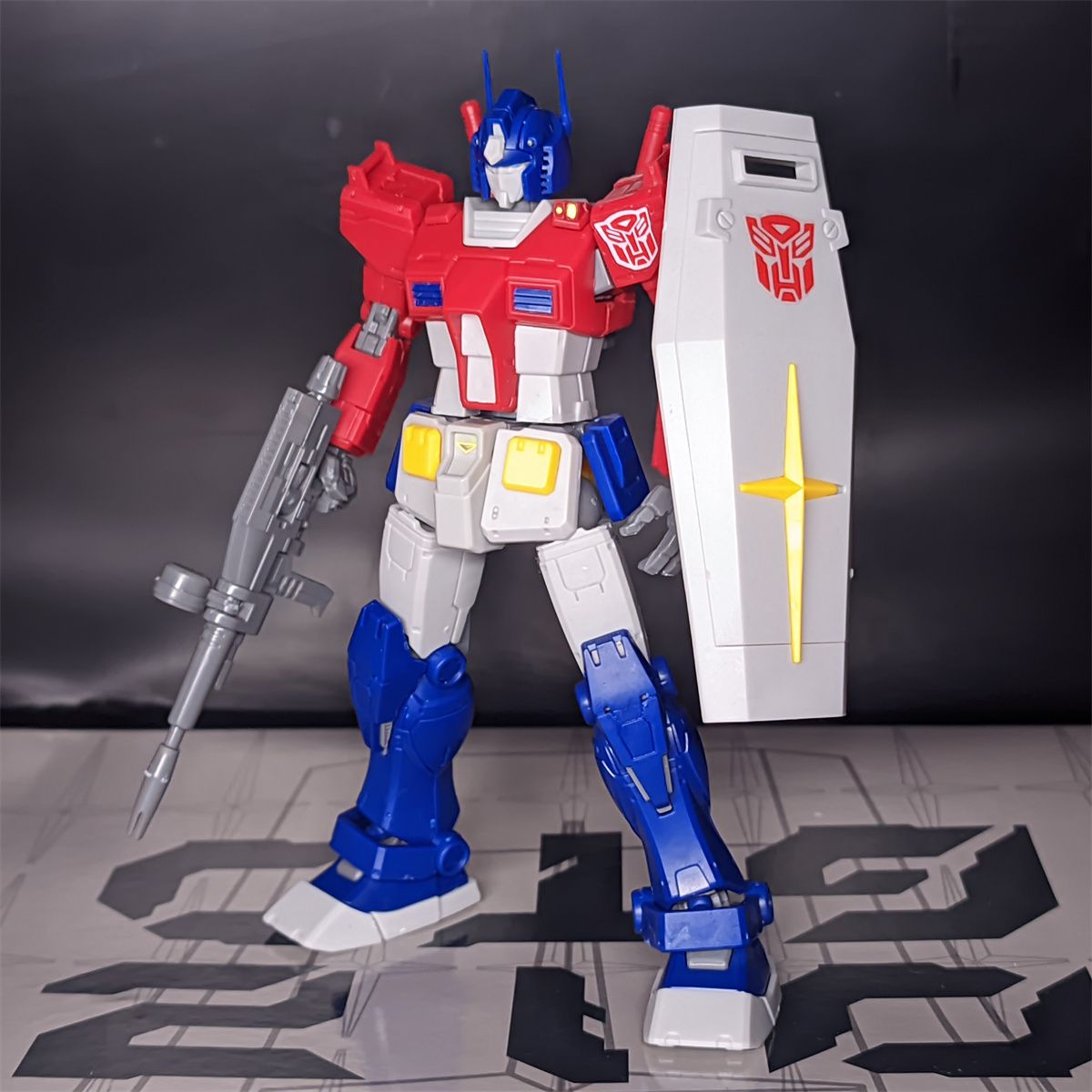 012 HG RX-78 Optimus Prime