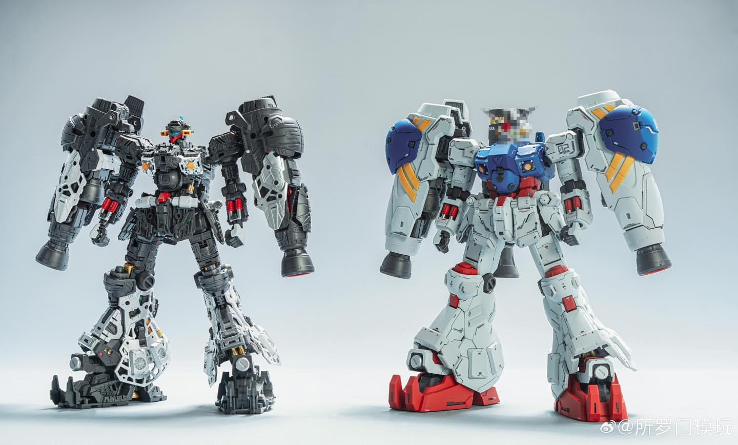 Solomon 1/100 MOTORIZED Gundam Physalis GP02 Model Kit – Fuwa Fuwa