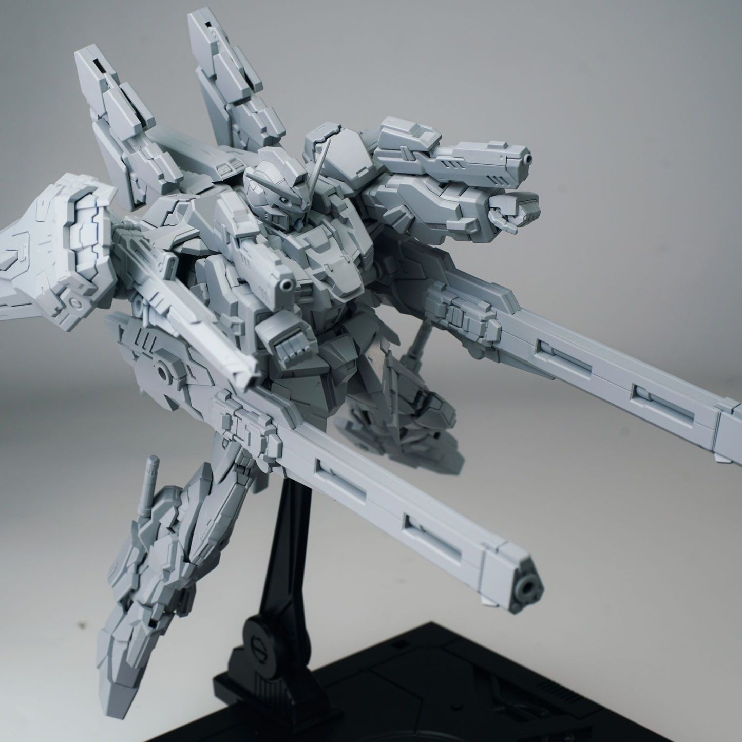 Akteon Industrial 1/100 Thunderstorm Model Kit
