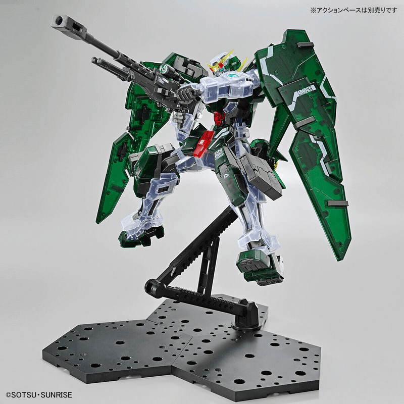 Gundam Base Limited MG 1/100 DYNAMES GUNDAM [CLEAR COLOR]