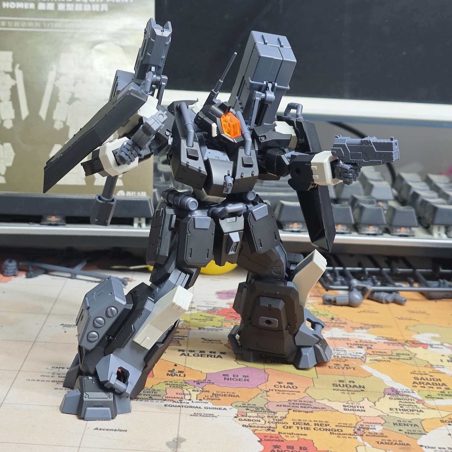 Sheik Mainland 1/144 Homer Model Kit Anniversary Version