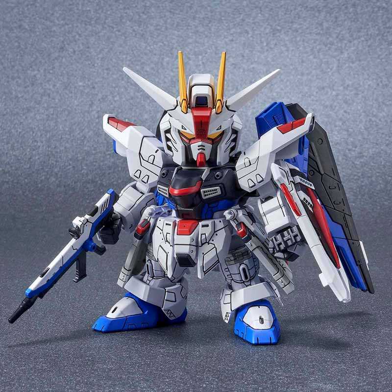 Bandai Gundam Base SD GUNDAM EX-STANDARD ZGMF-X10A FREEDOM GUNDAM Ver.GCP