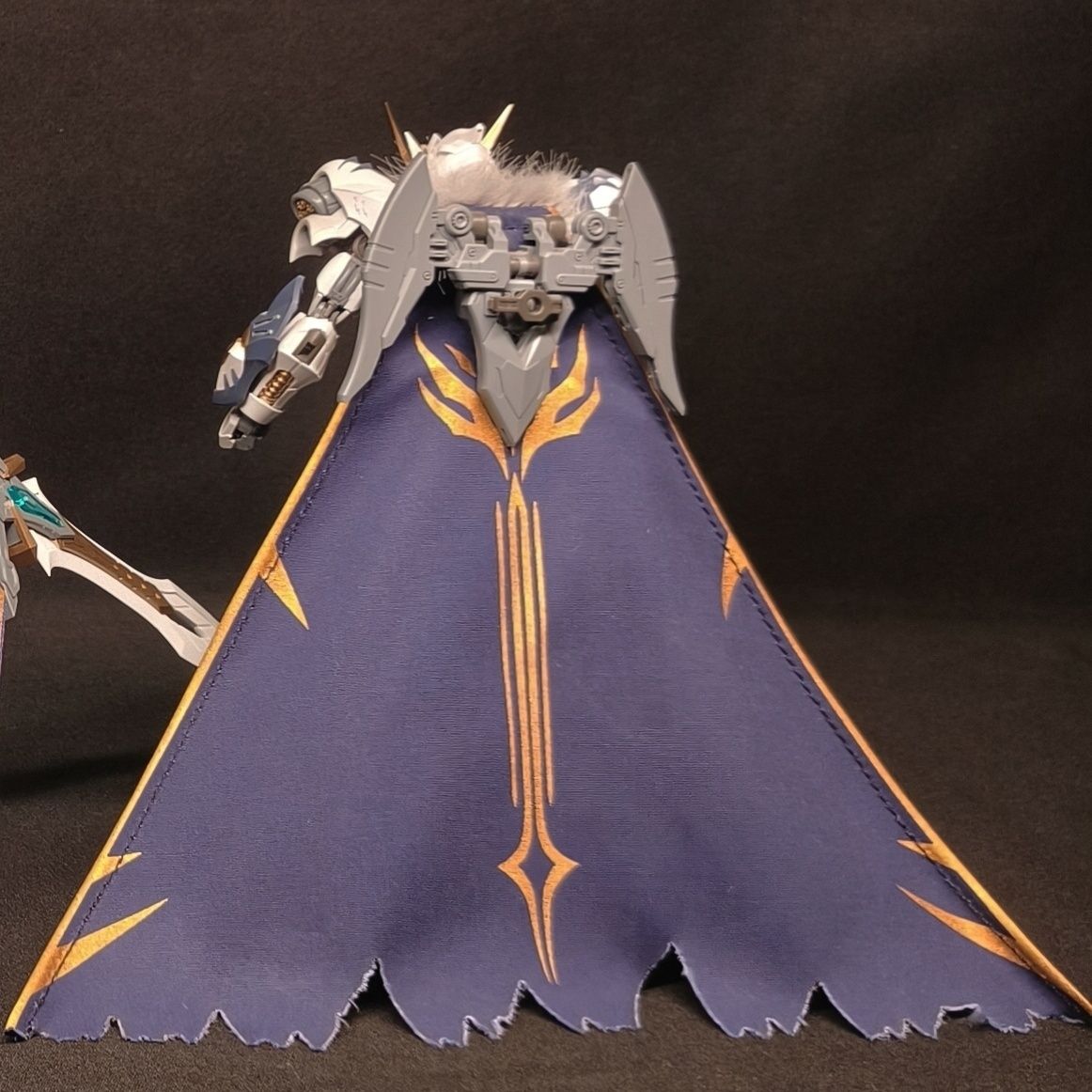 SNAA Knights Cape