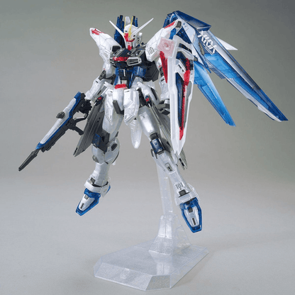 Gundam Base Limited MG 1/100 FREEDOM GUNDAM Ver.2.0 [CLEAR COLOR]