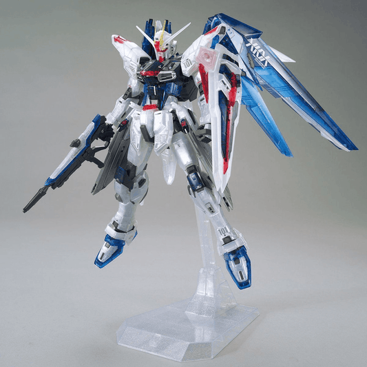 Gundam Base Limited MG 1/100 FREEDOM GUNDAM Ver.2.0 [CLEAR COLOR]