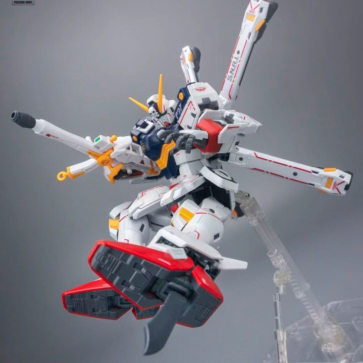 Poseidon Model 1/72 RG Crossbone X-1