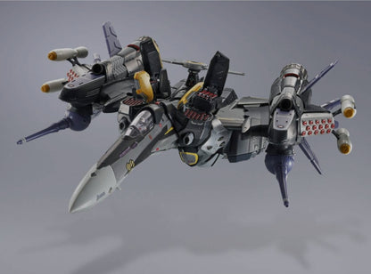 DX Chogokin Armored Messiah Valkyrie (OZMA LEE USE) REVIVAL Ver.