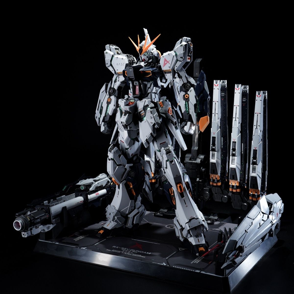 Dragon Tiger 1/100 GK Style Milky Nu Model Kit