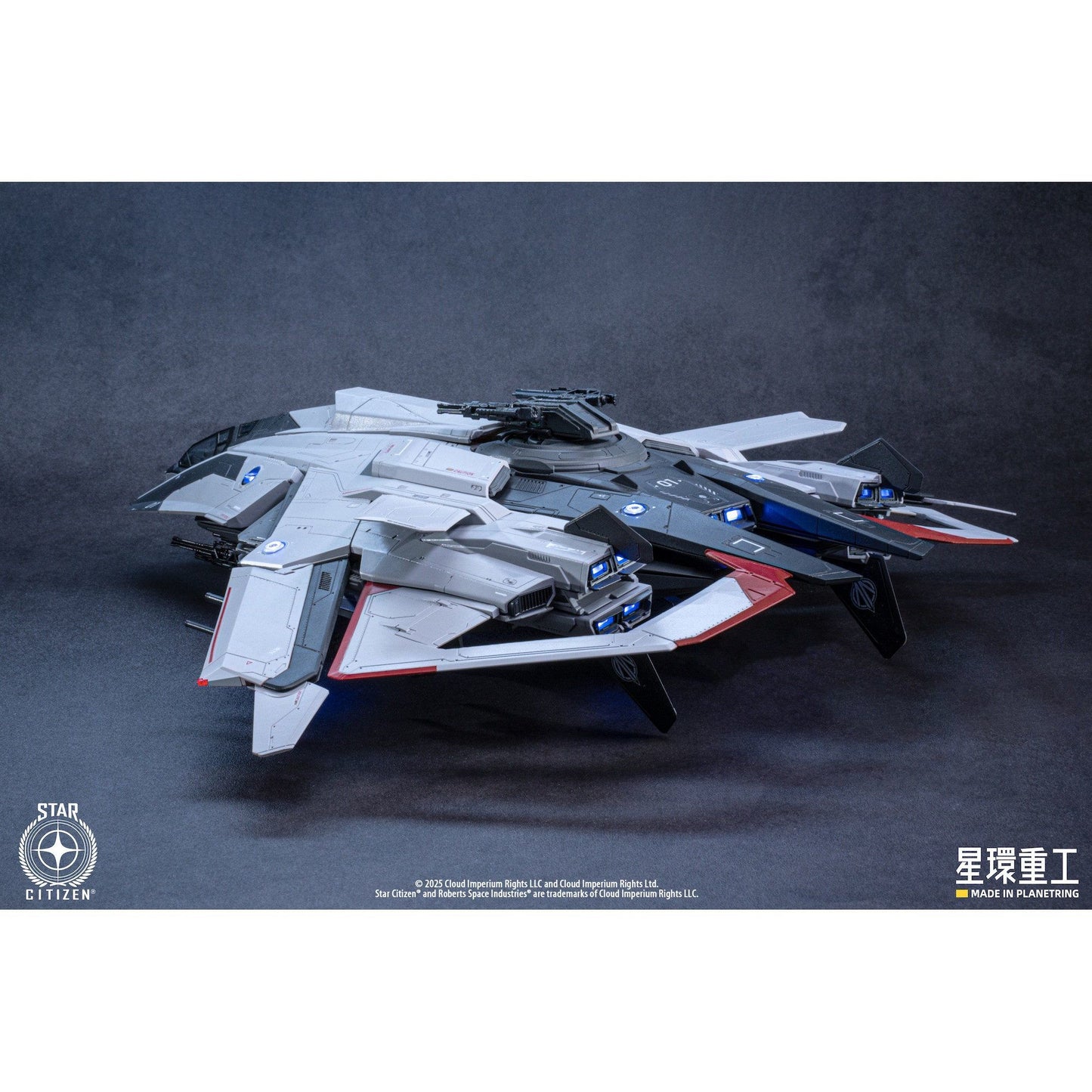 Kotobukiya 1/100 Anvil F8C Lightning (Plastic Model Kit Ver.)