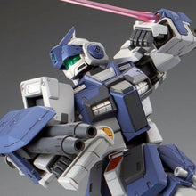 Premium Bandai MG 1/100 GM Dominance