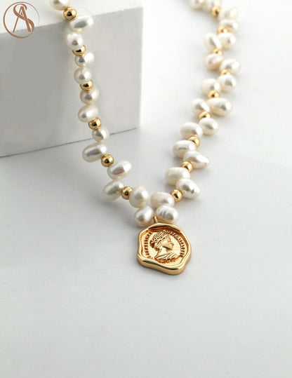 Natural Pearl Necklace with Queen Elizabeth Pendant