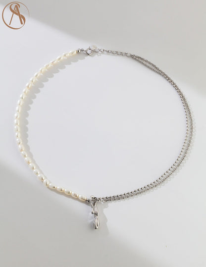 Pearl with Precious Metal Chain Necklace