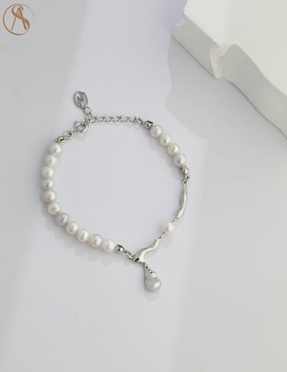 Droplet Pearl Bracelet